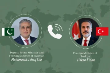 پاکستان اور ترکی کے وزرائے خارجہ کی ٹیلی فونک گفتگو، خطے کی کشیدگی پر تبادلہ خیال