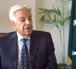 خواجہ آصف کا افغان مہمان نوازی پر نکتہ، اپنی 78 سالہ تاریخ میں سب سے بڑی غلطی قرار 8 خواجہ آصف کا افغان مہمان نوازی پر نکتہ، اپنی 78 سالہ تاریخ میں سب سے بڑی غلطی قرار