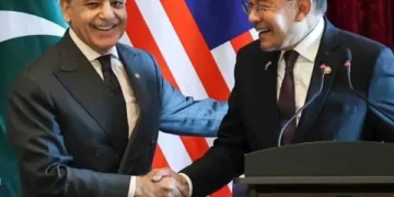 وزیراعظم شہباز شریف اور ملائیشیا کے وزیر اعظم کے درمیان ٹیلی فونک رابطہ