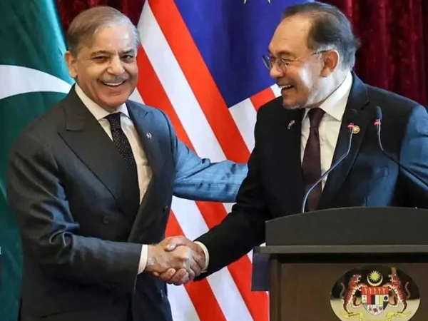 وزیراعظم شہباز شریف اور ملائیشیا کے وزیر اعظم کے درمیان ٹیلی فونک رابطہ 1 وزیراعظم شہباز شریف اور ملائیشیا کے وزیر اعظم کے درمیان ٹیلی فونک رابطہ