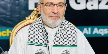 مشتاق احمد خان نے خیبر سے کراچی تک غزہ مارچ کا اعلان کر دیا