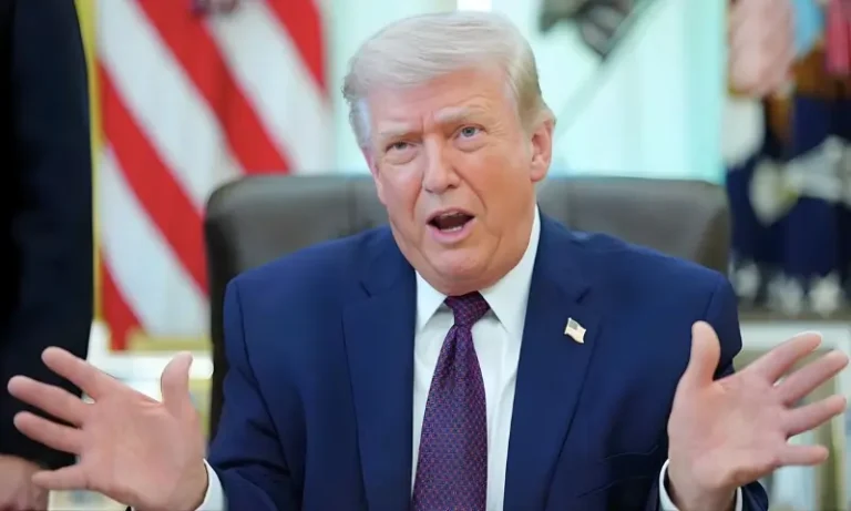 010856078ٹرمپ: امریکا ایران سے جلد افواج نکالے گا، مذاکرات کا امکان موجود0f0a4c (1)