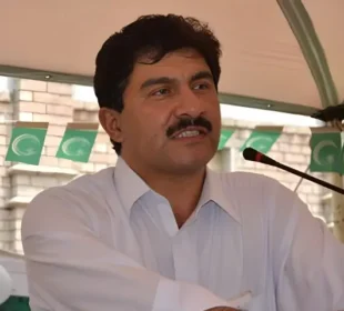 پولیس کی بروقت کارروائی، سابق ڈپٹی اسپیکر پر حملہ ٹل گیا