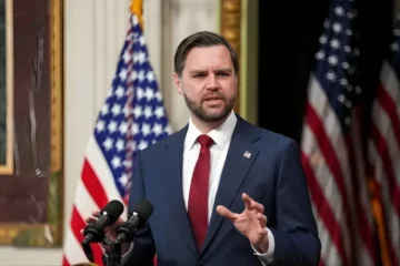 امریکی نائب صدر کا ایران کے ساتھ مذاکرات پر زور 4 امریکی نائب صدر کا ایران کے ساتھ مذاکرات پر زور