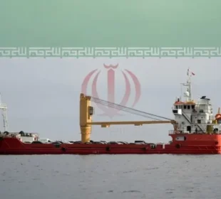 خلیج فارس اور آبنائے ہرمز سے متعلق کشیدگی میں اضافہ، ایران کا سخت مؤقف