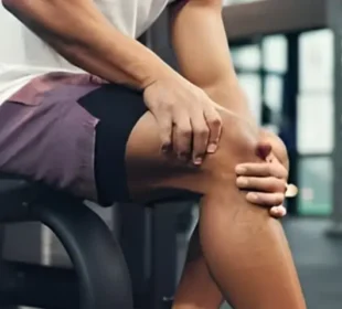 گھٹنوں کے درد سے بچاؤ کے لیے آسان احتیاطی تدابیر — ماہرین کی رائے