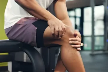 گھٹنوں کے درد سے بچاؤ کے لیے آسان احتیاطی تدابیر — ماہرین کی رائے