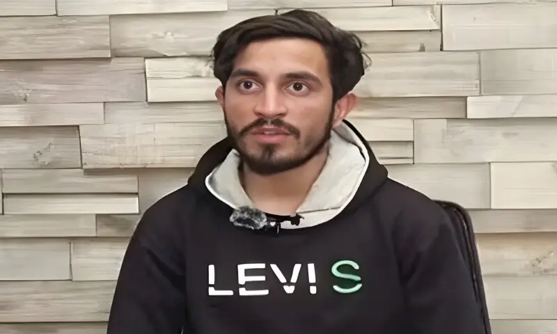 آزاد کشمیر میں مبینہ جاسوس گرفتار، پولیس کا نیٹ ورک بے نقاب کرنے کا دعویٰ 1 آزاد کشمیر میں مبینہ جاسوس گرفتار، پولیس کا نیٹ ورک بے نقاب کرنے کا دعویٰ