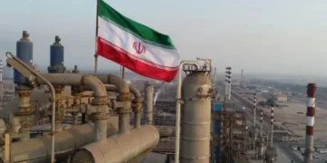 ایران کا پیٹرو کیمیکل مصنوعات کی برآمدات عارضی طور پر معطل کرنے کا فیصلہ