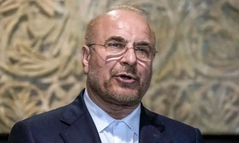 18094809ایران کا امریکا کو انتباہ: آبنائے ہرمز بند کرنے کی دھمکیdf49fe6