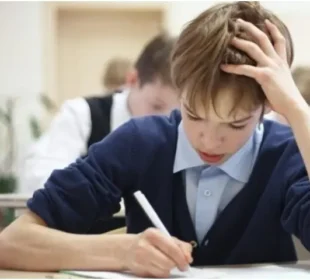 طلبہ سبق یاد رکھنے میں کیوں ناکام رہتے ہیں؟ ماہرین نے اصل وجہ بتا دی