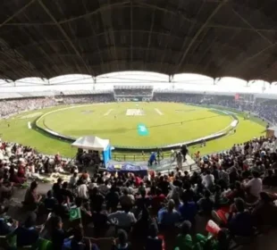 پاکستان سپر لیگ 11 کے فائنل میں شائقین کی واپسی، اسٹیڈیم میں داخلے کی اجازت