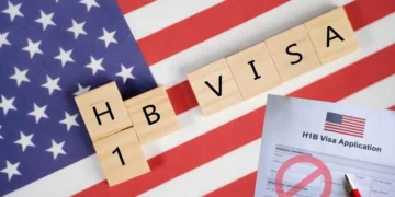 امریکہ میں ایچ-1 بی ویزا پروگرام پر تین سالہ معطلی اور بڑی اصلاحات کا مجوزہ بل پیش