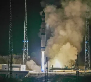 پاکستان کا ای او تھری سیٹلائٹ چین سے کامیابی کے ساتھ خلا میں روانہ