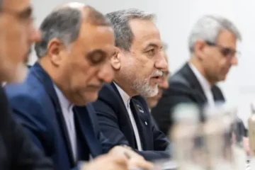 امریکا اور ایران کے درمیان کشیدگی میں کمی کے لیے نئی سفارتی کوششیں، پاکستان کے ذریعے تجویز سامنے آگئی