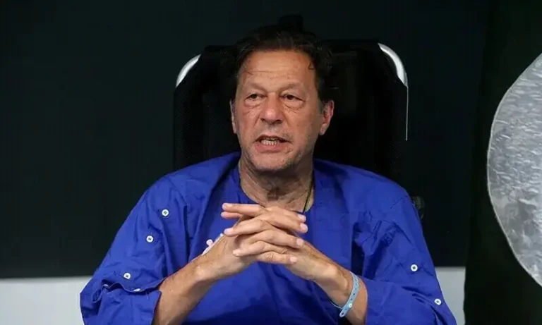 2813052پمز میں عمران خان کا آنکھوں کا فالو اپ معائنہ، چوتھا انجیکشن لگا دیا گیا6641b9b7