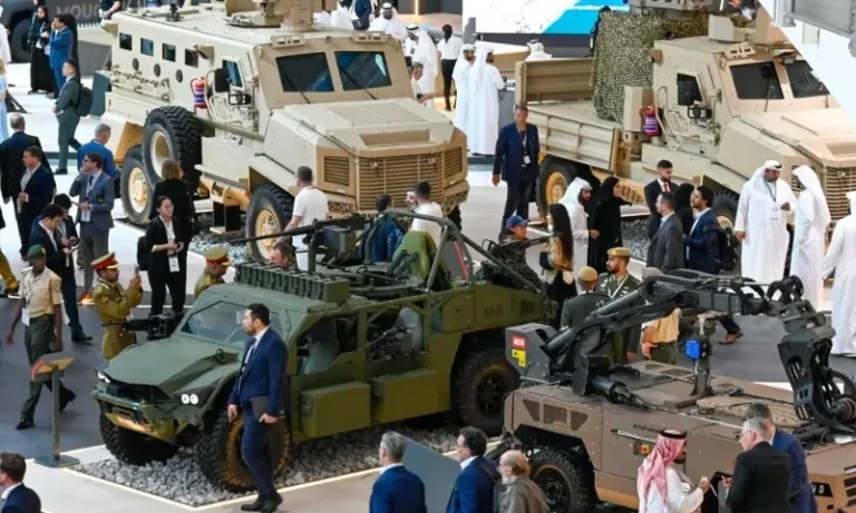 28135141عالمی سطح پر دفاعی اخراجات میں ریکارڈ اضافہ، 2025 میں بلند ترین سطح کے قریب پہنچ گئے57a268a