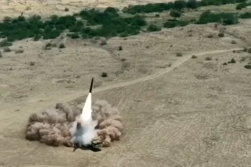 آرمی راکٹ فورس کمانڈ کا فتح-II میزائل سسٹم کا کامیاب تربیتی تجربہ