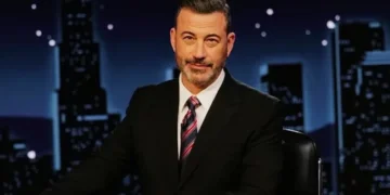 امریکی ٹاک شو میزبان جمی کمل کے بیان پر تنازع، معافی سے انکار برقرار