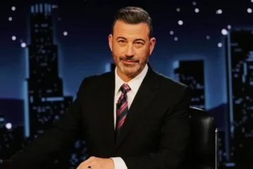 امریکی ٹاک شو میزبان جمی کمل کے بیان پر تنازع، معافی سے انکار برقرار