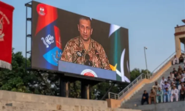 292001سرحدی تقریب میں ویڈیوز اور بیانات، بھارتی اہلکار بھی دیکھتے رہے363b5916a