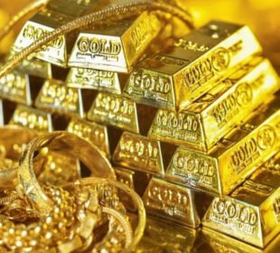 سونے کی قیمت میں بڑا اضافہ، فی تولہ 4 ہزار 600 روپے مہنگا 1 سونے کی قیمت میں بڑا اضافہ، فی تولہ 4 ہزار 600 روپے مہنگا