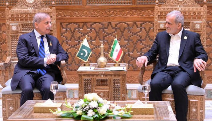 432123_32118پاکستان کا امن کے لیے کردار قابلِ ستائش ہے: ایرانی صدر1_updates