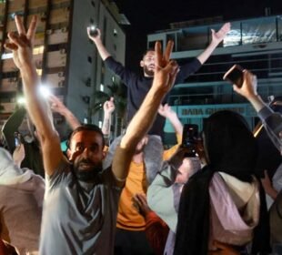 لبنان اور اسرائیل کے درمیان 10 روزہ جنگ بندی نافذ، بیروت میں جشن