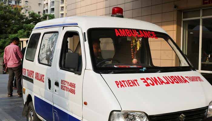 432165_96شادی کی تقریب میں مبینہ طور پر کیٹرنگ ورکر کے ہاتھوں بچہ جھلس گیا50500_updates