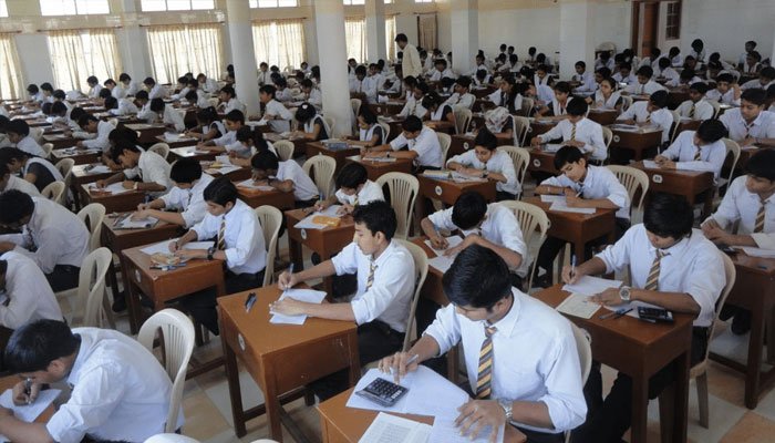 432341_30219انگلش کا پرچہ امتحان سے آدھا گھنٹہ پہلے سوشل میڈیا پر وائرل63_updates