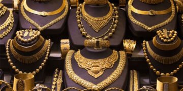 سونے کی قیمت میں بڑی کمی، فی تولہ 1200 روپے سستا