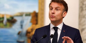 پیرس: فرانس کے صدر کا امریکا سے متعلق بیان زیرِ بحث