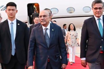 صدرِ مملکت آصف علی زرداری چین کے سرکاری دورے پر پہنچ گئے