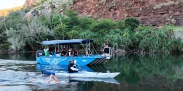 مگرمچھوں سے بھرے دریا میں تیراکی، اینڈی ڈونلڈسن کا عالمی ریکارڈ