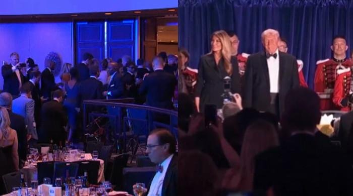 l_432795_05563واشنگٹن: صدر ٹرمپ کی موجودگی میں عشائیے کے دوران فائرنگ، سکیورٹی اہلکاروں کی فوری کارروائی0_updates