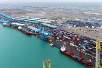 عالمی بحری تجارت میں بڑی تبدیلیاں: آبنائے ہرمز کی بندش کے بعد نئے زمینی و سمندری راستے ابھرنے لگے