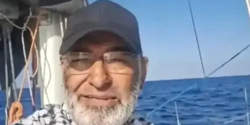 مشتاق احمد خان اسرائیلی حراست سے رہا، وطن واپسی کا سفر شروع