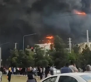 شاپنگ سینٹر میں آگ، ریسکیو آپریشن جاری، متعدد افراد متاثر