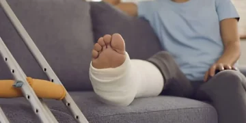 ہڈی ٹوٹنے یا فریکچر کی صورت میں مفید غذا اور احتیاطی تدابیر