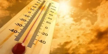 ملک بھر میں شدید گرمی کی لہر کا خدشہ، شہریوں کو احتیاطی تدابیر اختیار کرنے کی ہدایت 19 ملک بھر میں شدید گرمی کی لہر کا خدشہ، شہریوں کو احتیاطی تدابیر اختیار کرنے کی ہدایت