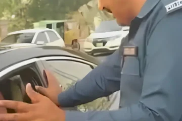 ٹریفک خلاف ورزی: قومی کرکٹر عرفان خان پولیس کی نظر میں آگئے