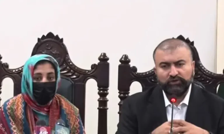 11135406کوئٹہ: سیکیورٹی اداروں کی کارروائی، اسلام آباد میں ممکنہ خودکش حملہ ناکام بنانے کا دعویٰ28d87c2