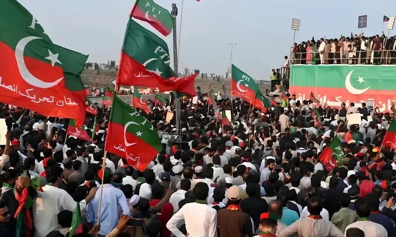 پشاور 10 مئی احتجاج کیس: عرفان سلیم سمیت 74 ملزمان بری
