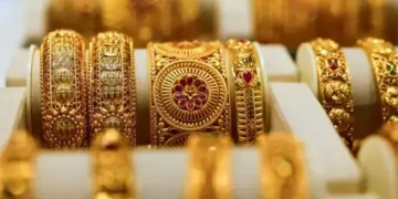 پاکستان میں سونے کی قیمتوں میں بڑی کمی، عالمی مارکیٹ میں بھی نمایاں گراوٹ 37 پاکستان میں سونے کی قیمتوں میں بڑی کمی، عالمی مارکیٹ میں بھی نمایاں گراوٹ
