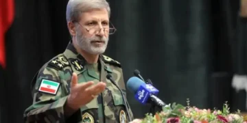 ایران کی مسلح افواج ہر خطرے کا مقابلہ کرنے کے لیے مکمل تیار ہیں: عسکری قیادت 29 ایران کی مسلح افواج ہر خطرے کا مقابلہ کرنے کے لیے مکمل تیار ہیں: عسکری قیادت