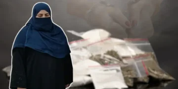 ماں، باپ اور بیٹے پر مشتمل گروہ جیلوں تک منشیات پہنچانے میں ملوث 1 ماں، باپ اور بیٹے پر مشتمل گروہ جیلوں تک منشیات پہنچانے میں ملوث