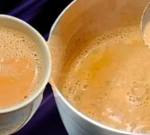 چائے: ایک مشروب نہیں، تہذیبوں کو جوڑنے والی روایت 2 چائے: ایک مشروب نہیں، تہذیبوں کو جوڑنے والی روایت
