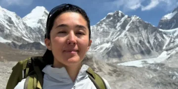 پہلی افغان خاتون نے ماؤنٹ ایورسٹ سر کر لیا، پاکستانی کوہ پیما سلمان عتیق نے بھی اعزاز حاصل کر لیا