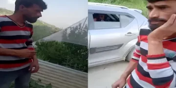 موٹر سائیکل سوار منچلے کی ویڈیو وائرل، لڑکی کی بہادری کی داد
