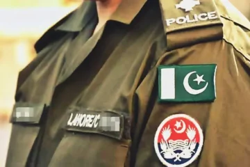لاہور: عیدی مانگنے والے پولیس اہلکاروں کے خلاف سخت کارروائی